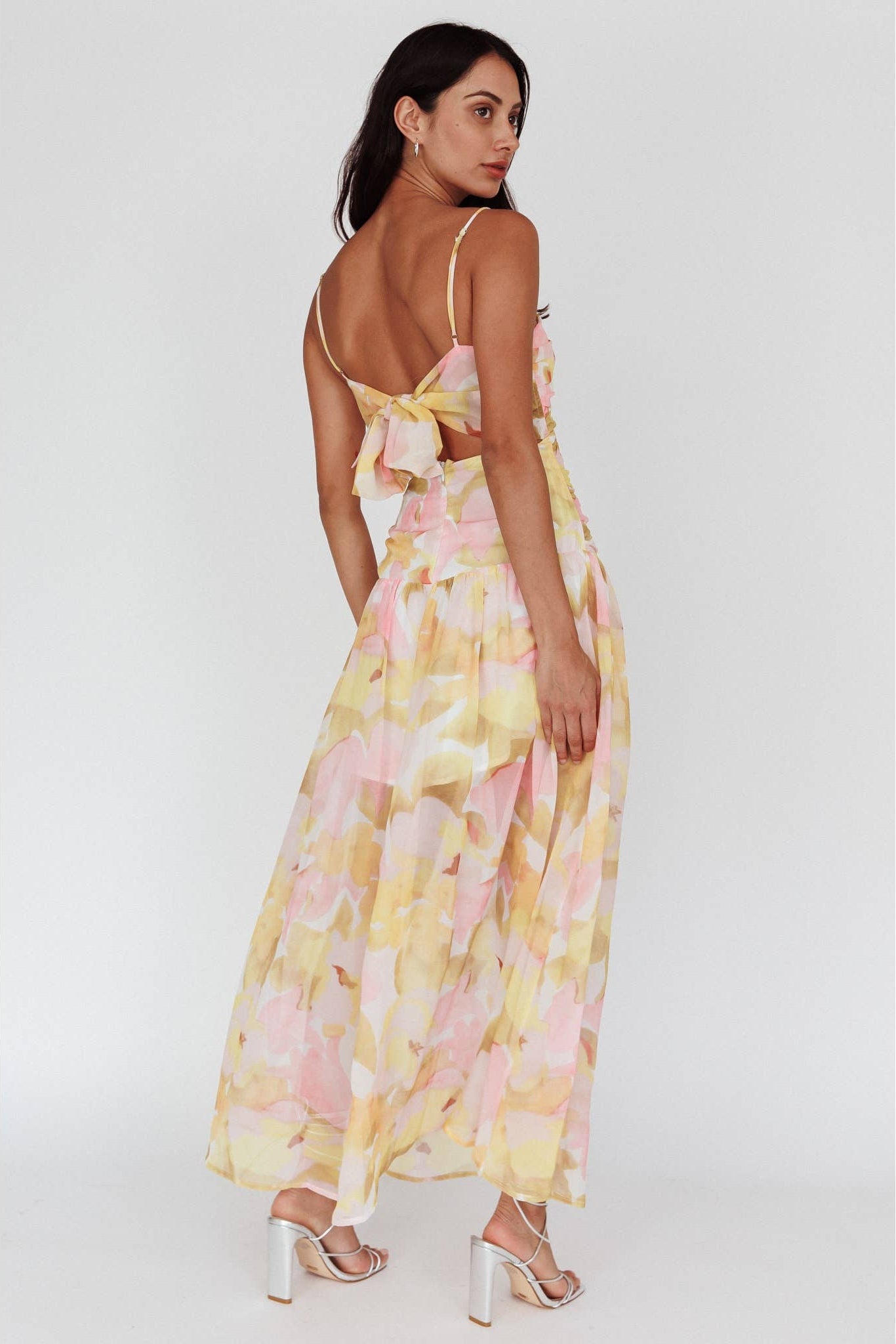 Tie Up Back Flowy Design Maxi Dress